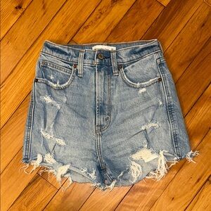 Abercrombie Ultra High Rise Mom Short